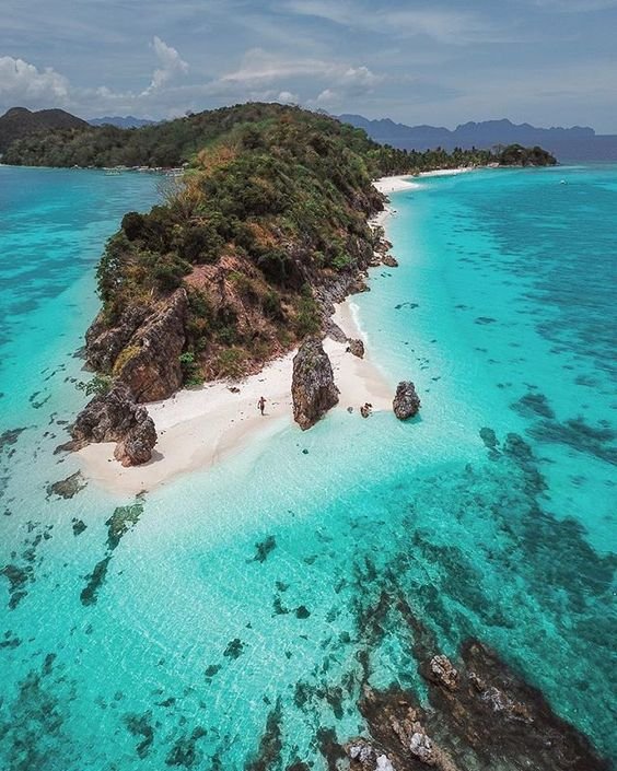 CORON ISLAND HOPPING PHILIPPINES