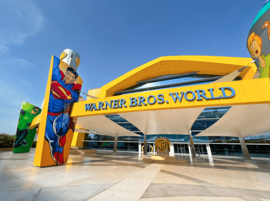 warner bros abu dhabi en 1 dia