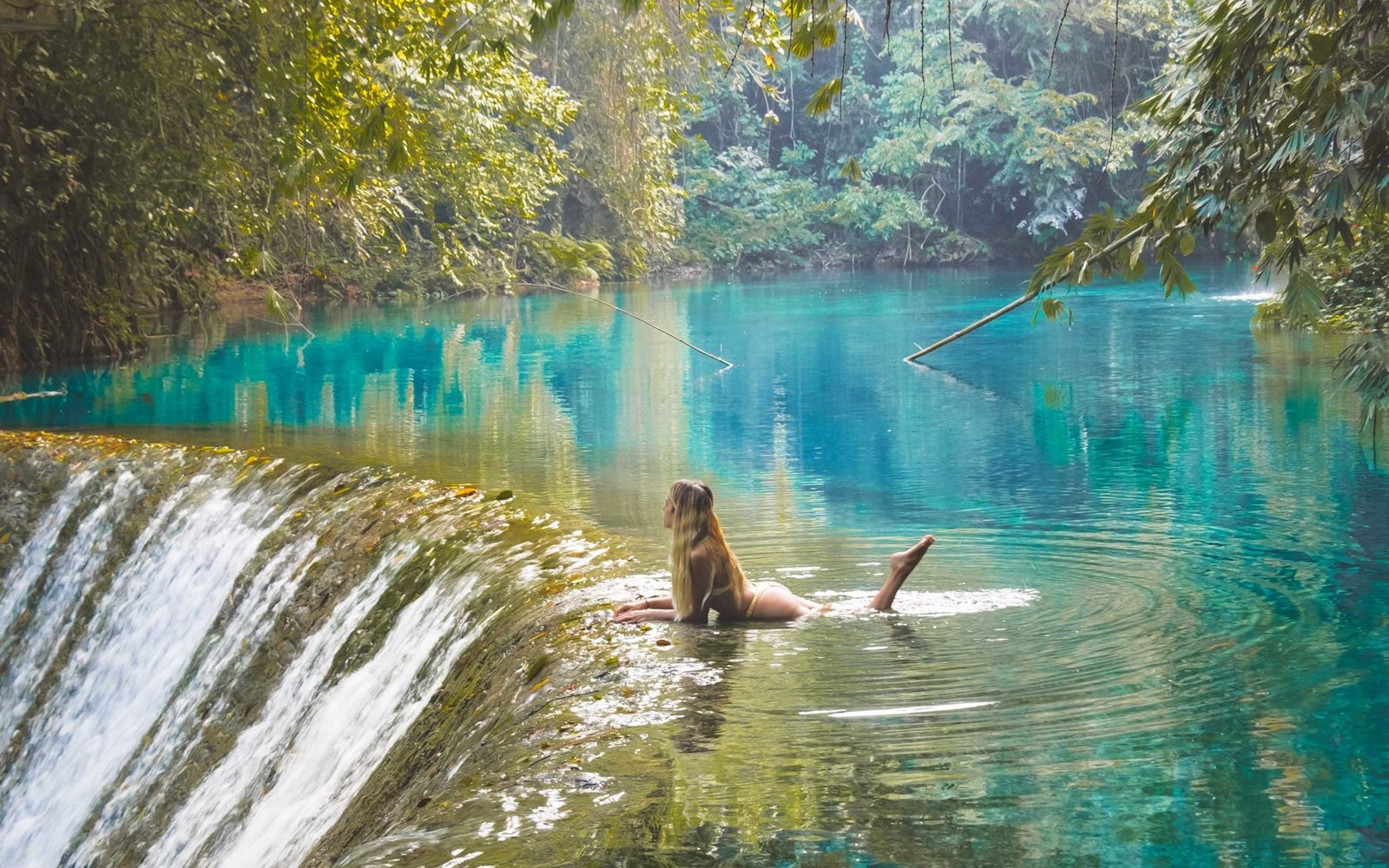 PHILIPPINES TRAVEL ITINERARY, KAWASAN FALLS, CEBU, PHILIPPINES
